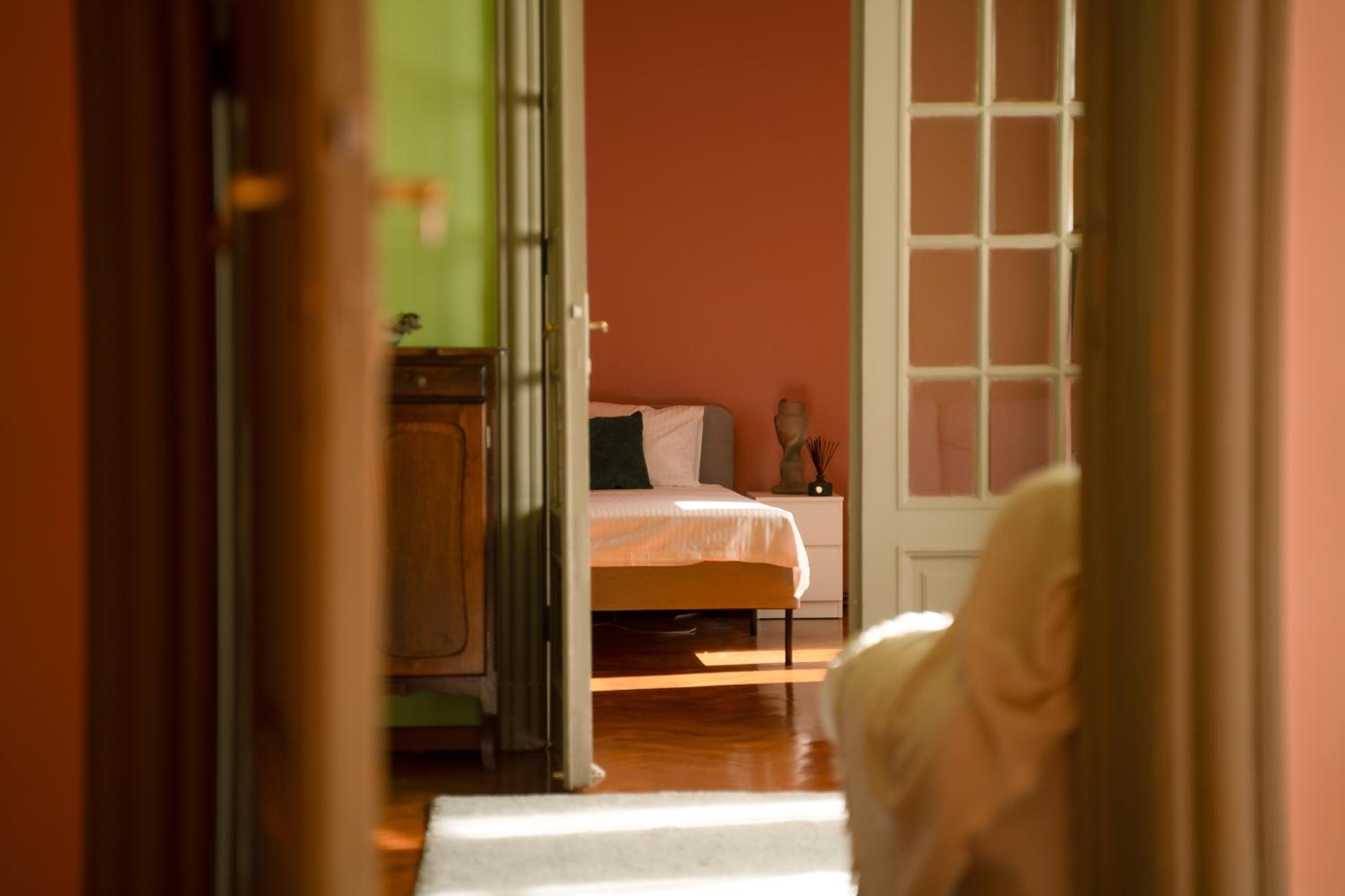 Charming Vintage Apartment view 3