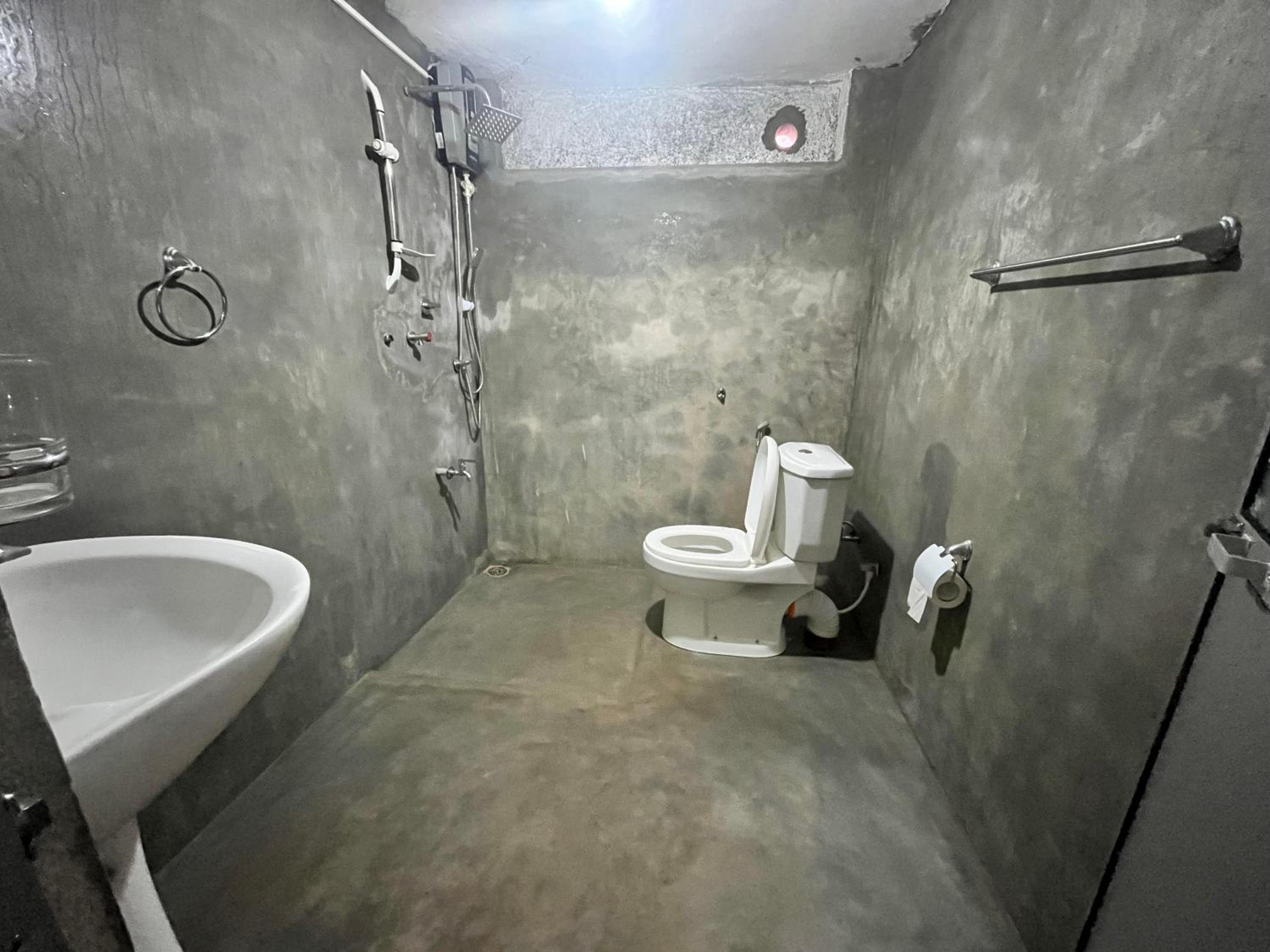 Photo 11