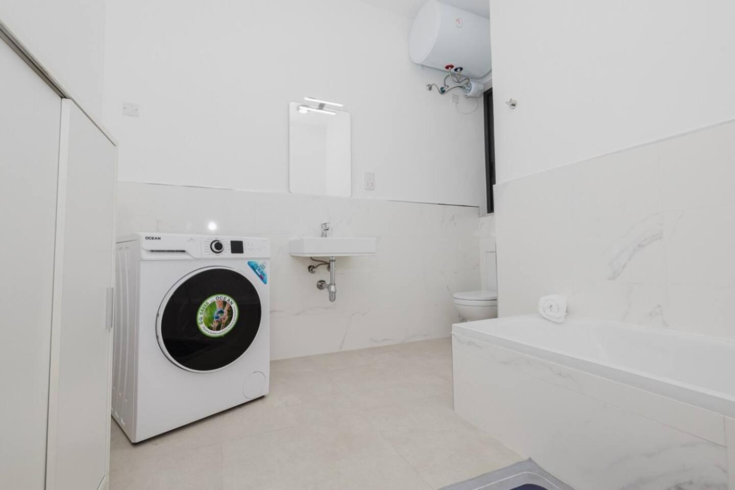 Seaside 2BED apartment Ghadira! by Homely view 2