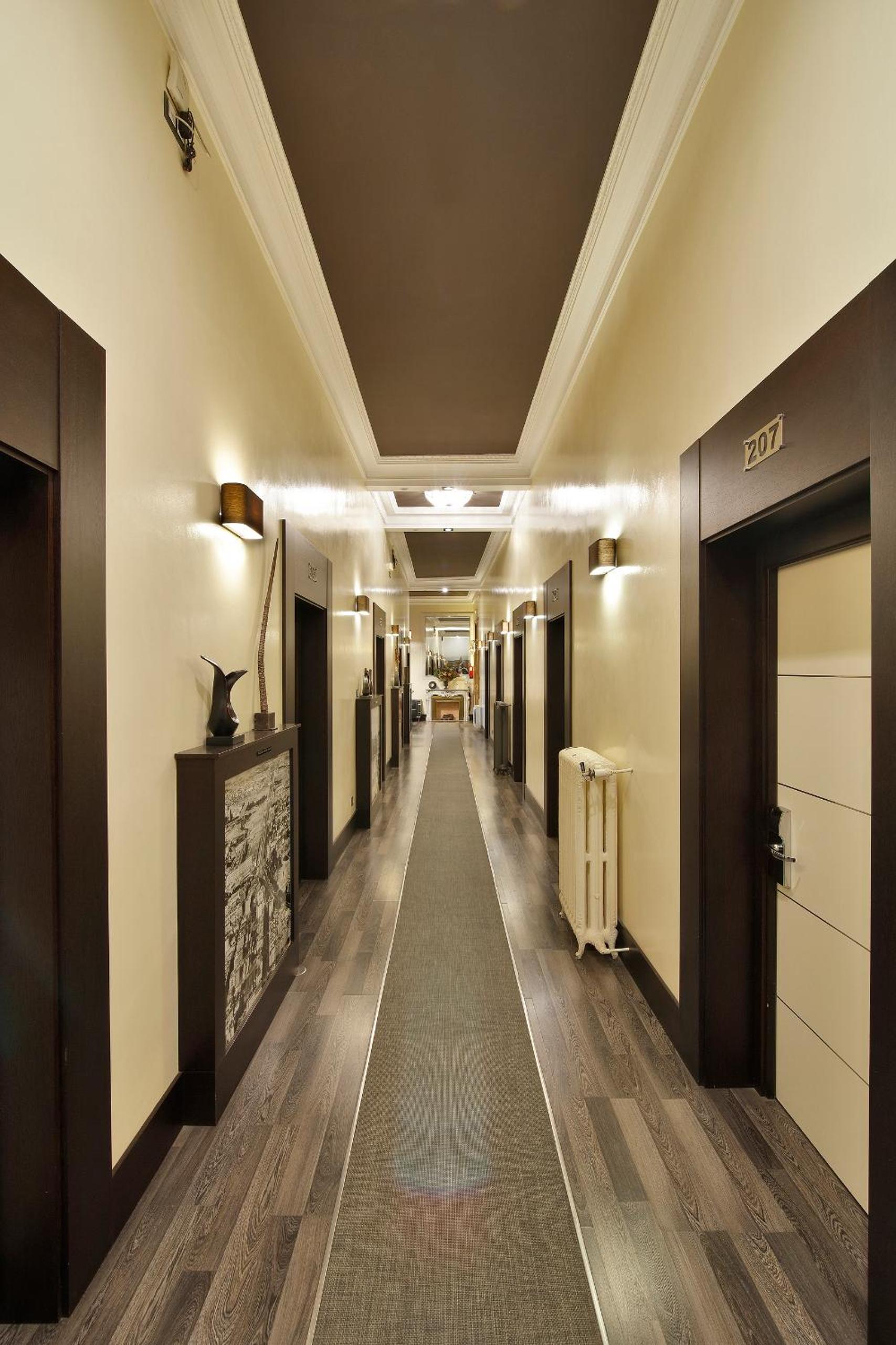 Alhambra Suites view 2
