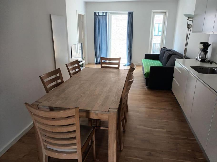 Fully equipped apartment, 15 min to Center view 3