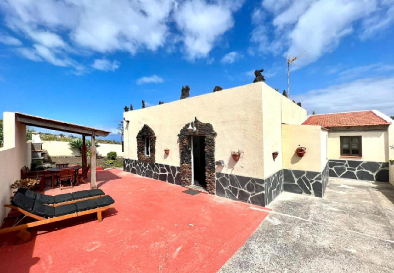 Espectaculares vistas en este moderno apartamento en la Isla de El Hierro