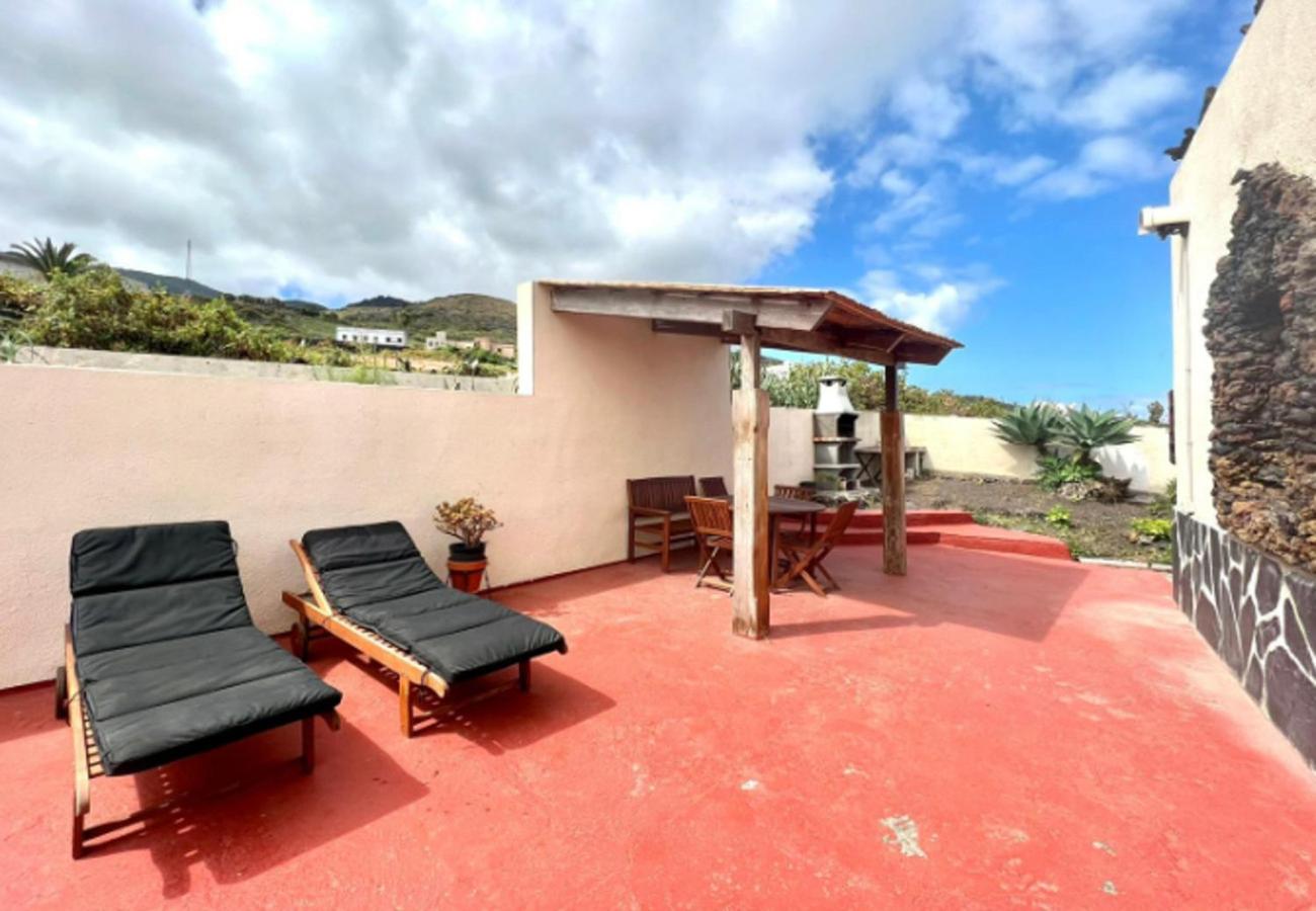 Espectaculares vistas en este moderno apartamento en la Isla de El Hierro