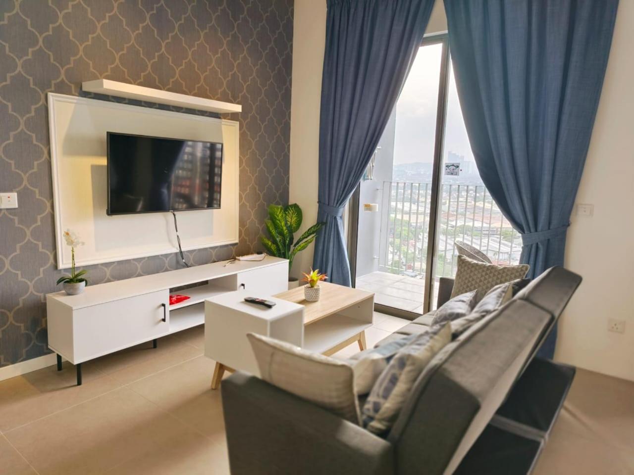 Kepong Premium 3R2B MRT Linked by Luvit Stay