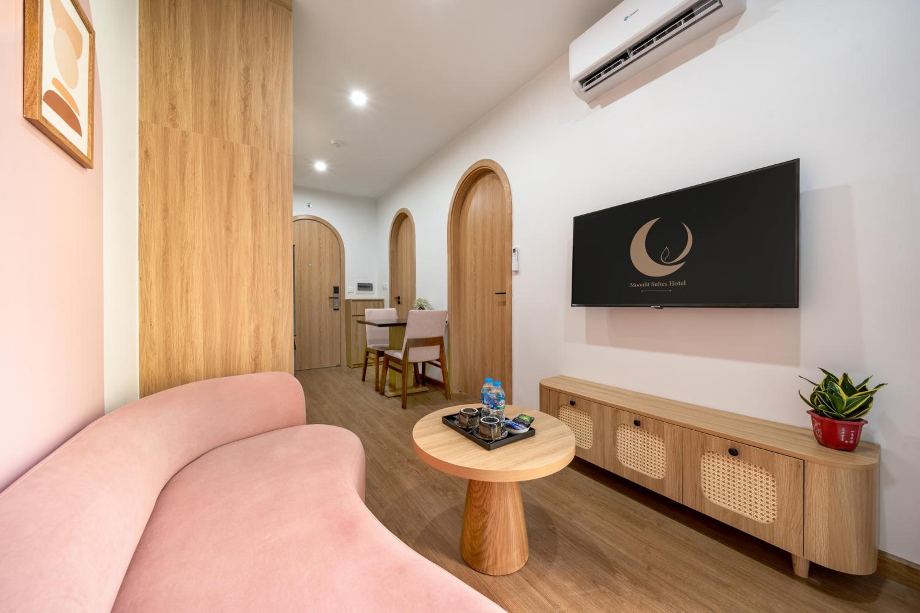 Moonlit Serviced Apartment
