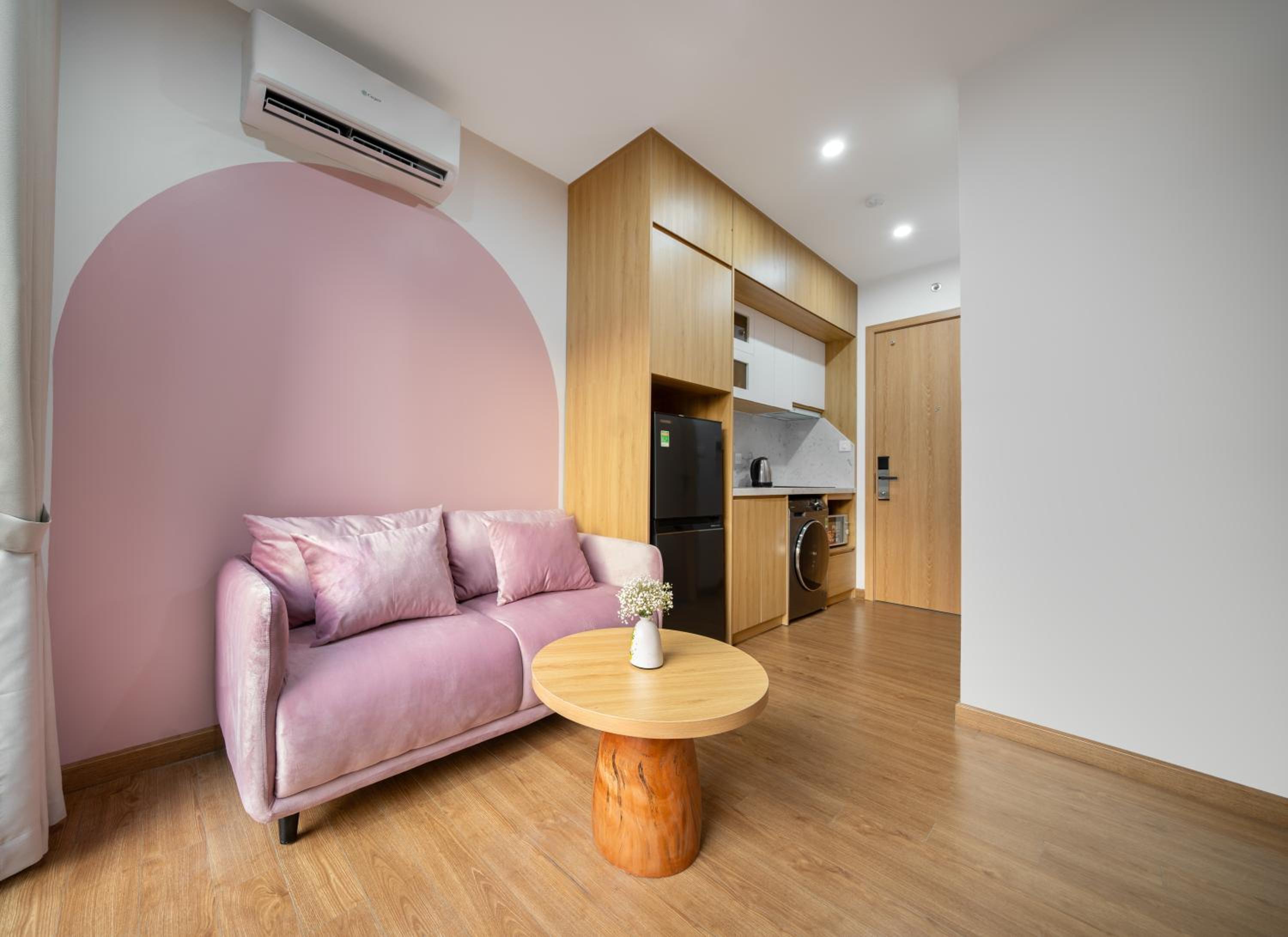 Moonlit Serviced Apartment