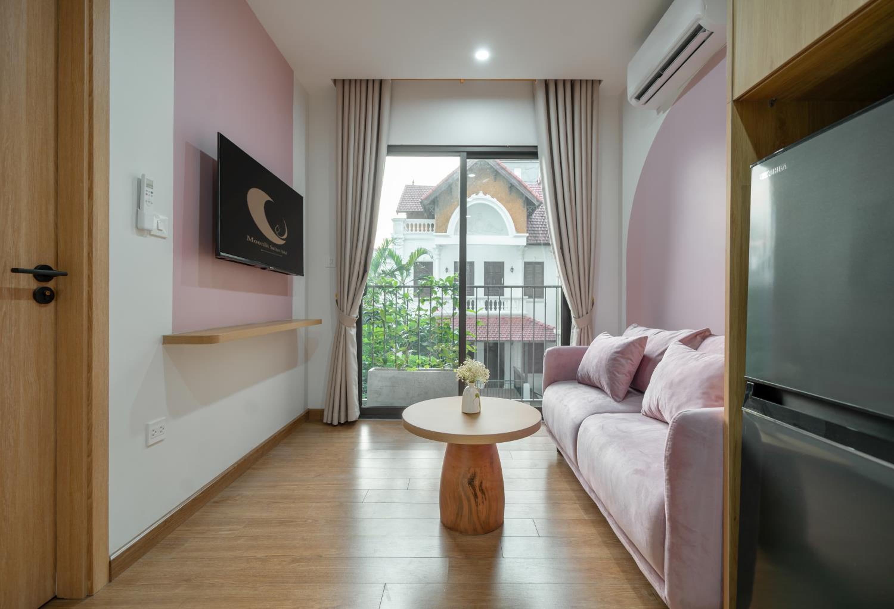 Moonlit Serviced Apartment