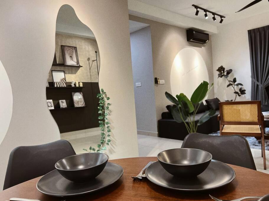 Austin Suites by Cactus Homestay THM