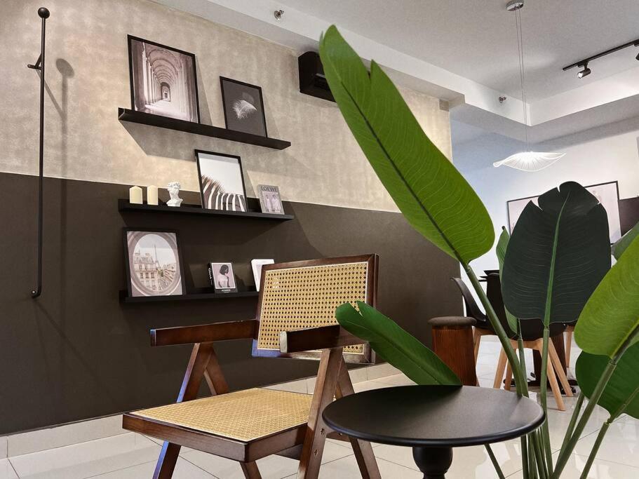 Austin Suites by Cactus Homestay THM