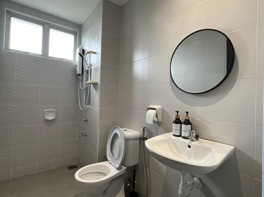 Austin Suites by Cactus Homestay THM