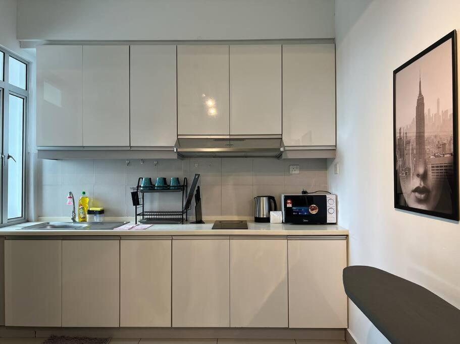 Austin Suites by Cactus Homestay THM