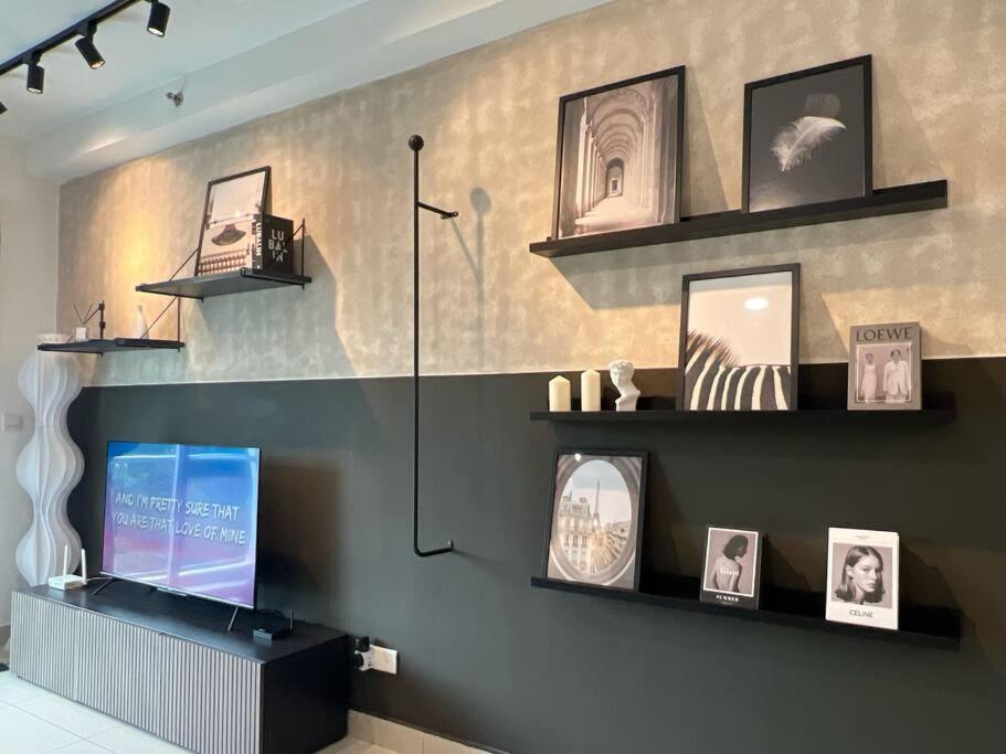 Austin Suites by Cactus Homestay THM