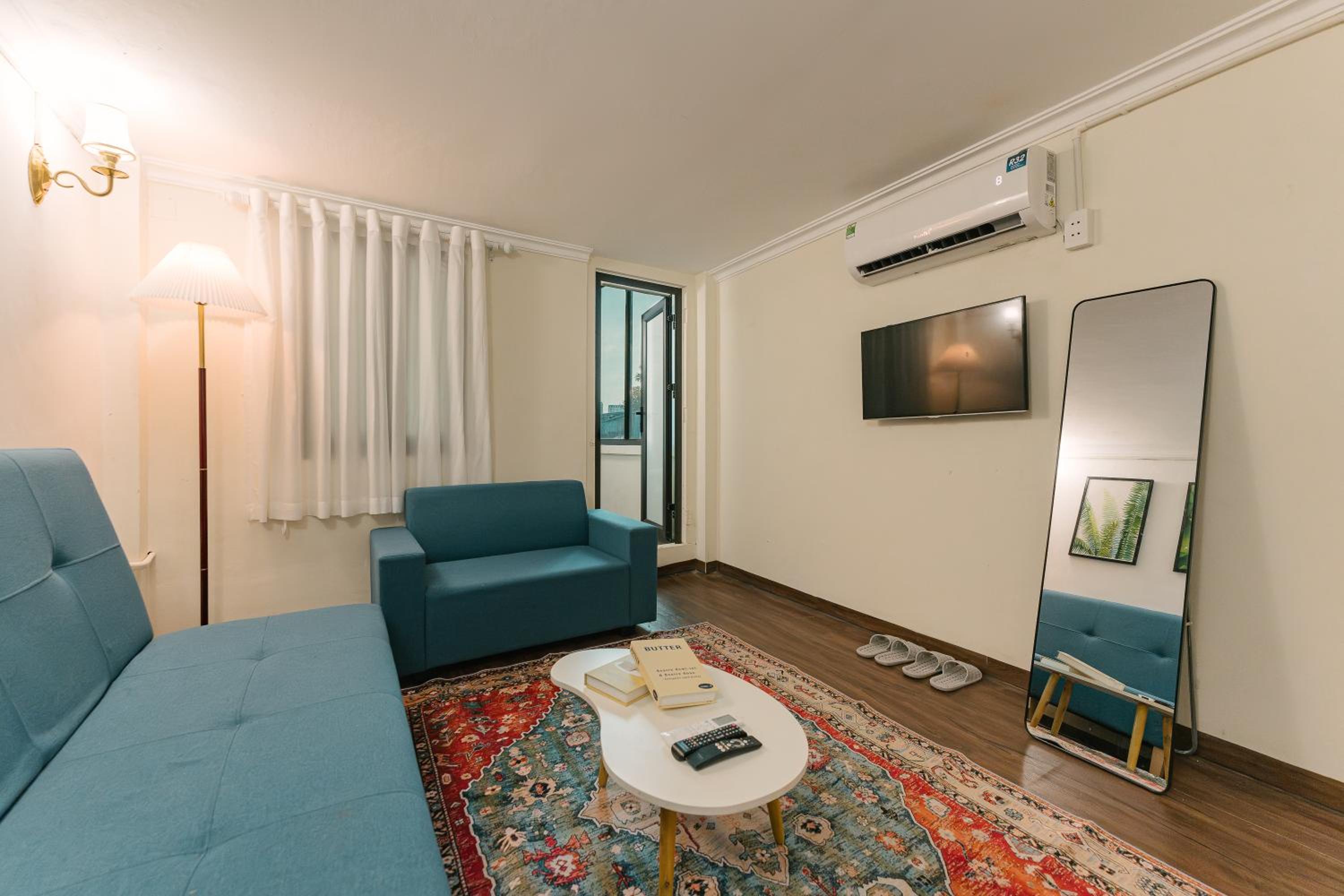 Bridgo Homestay - by Hoan Kiem lake side