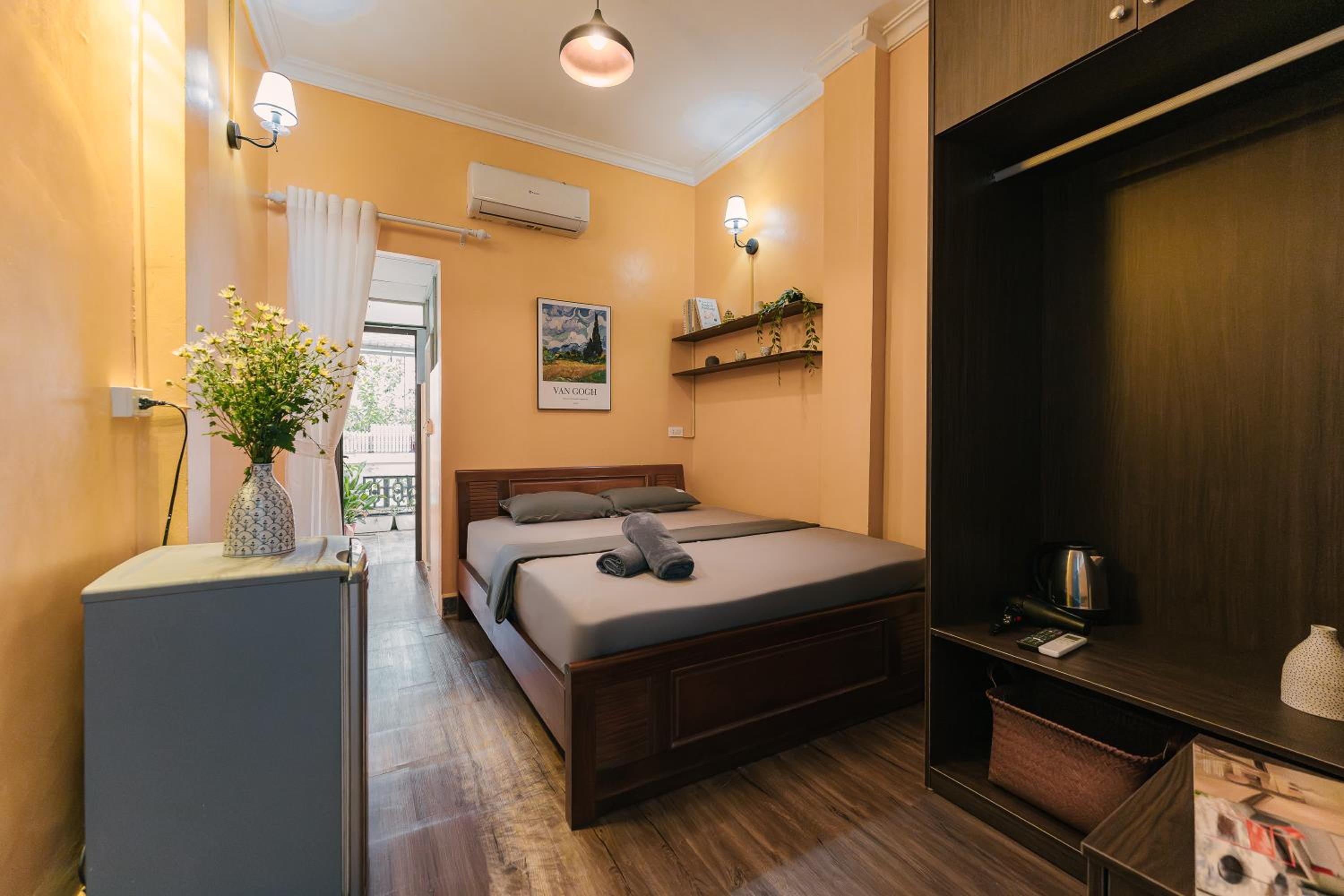 Bridgo Homestay - by Hoan Kiem lake side