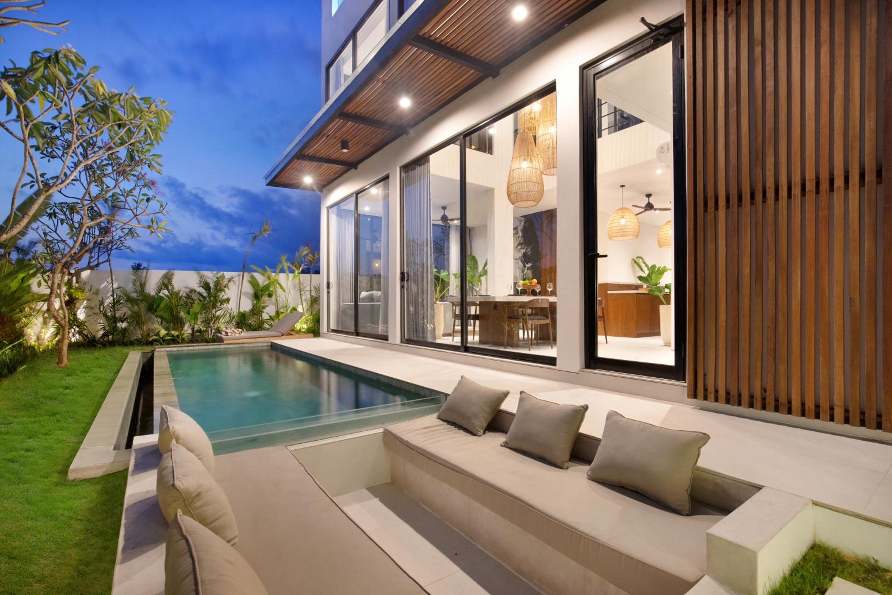 Aquamarine Villas III