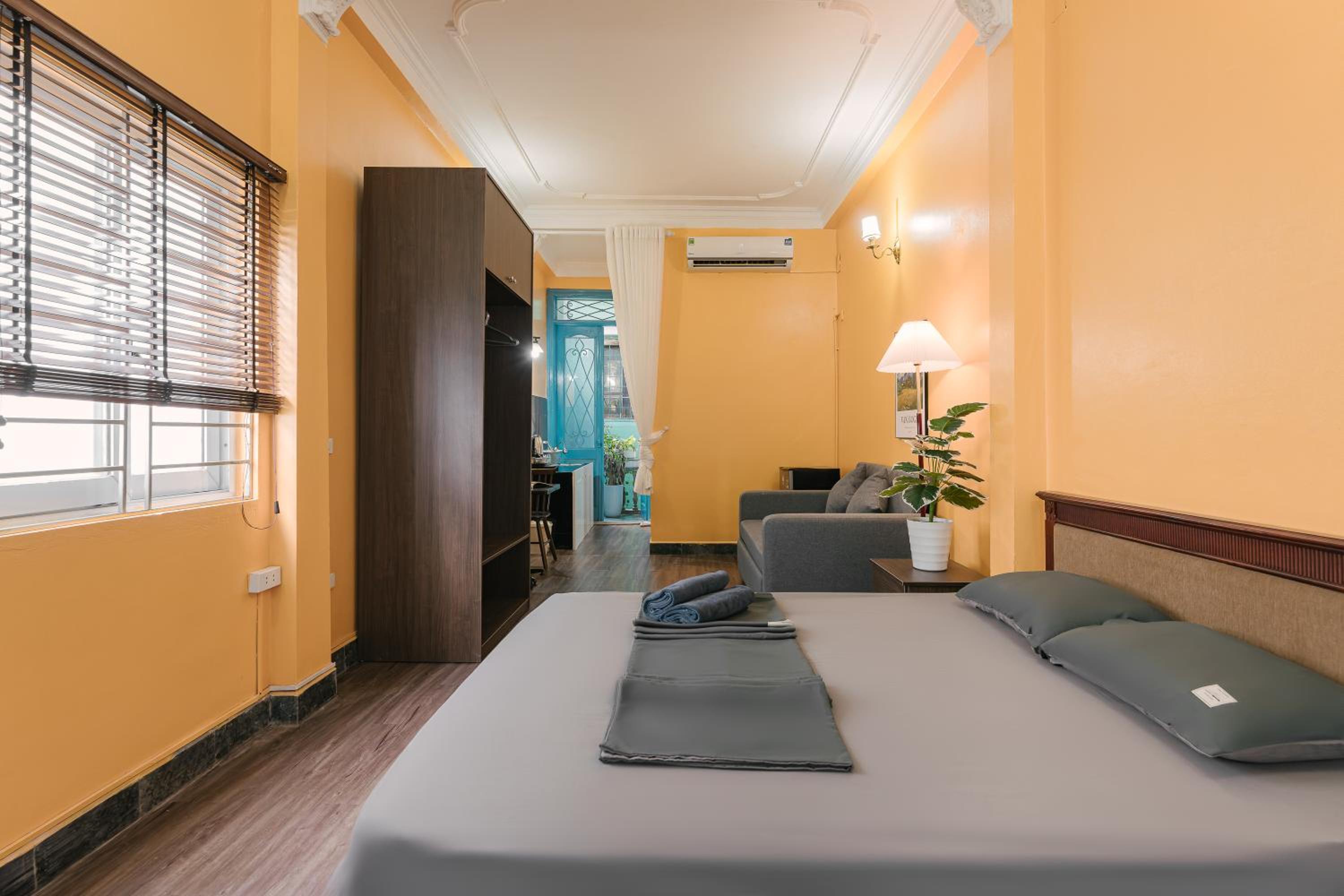 Bridgo Homestay - by Hoan Kiem lake side