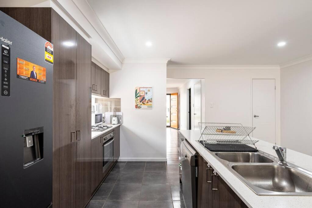 Family Friendly Oasis Mid Brisbane and Gold Coast