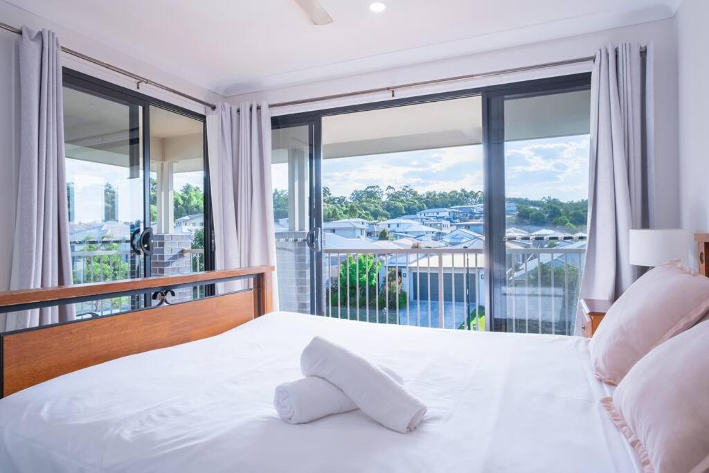 Family Friendly Oasis Mid Brisbane and Gold Coast