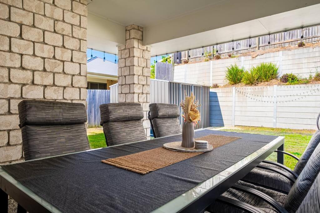 Family Friendly Oasis Mid Brisbane and Gold Coast