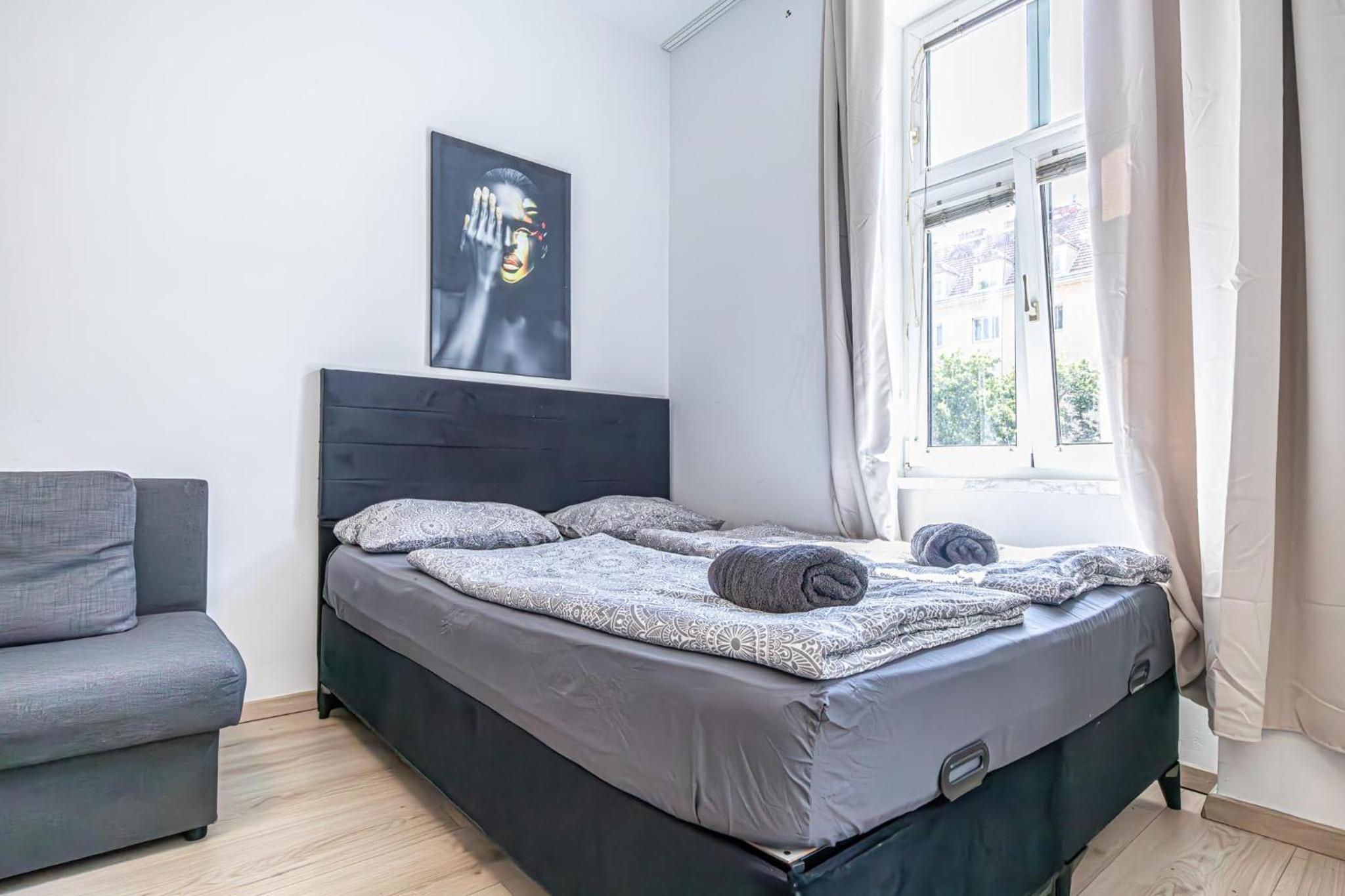 Budget-friendly Room 15 Min from Vienna