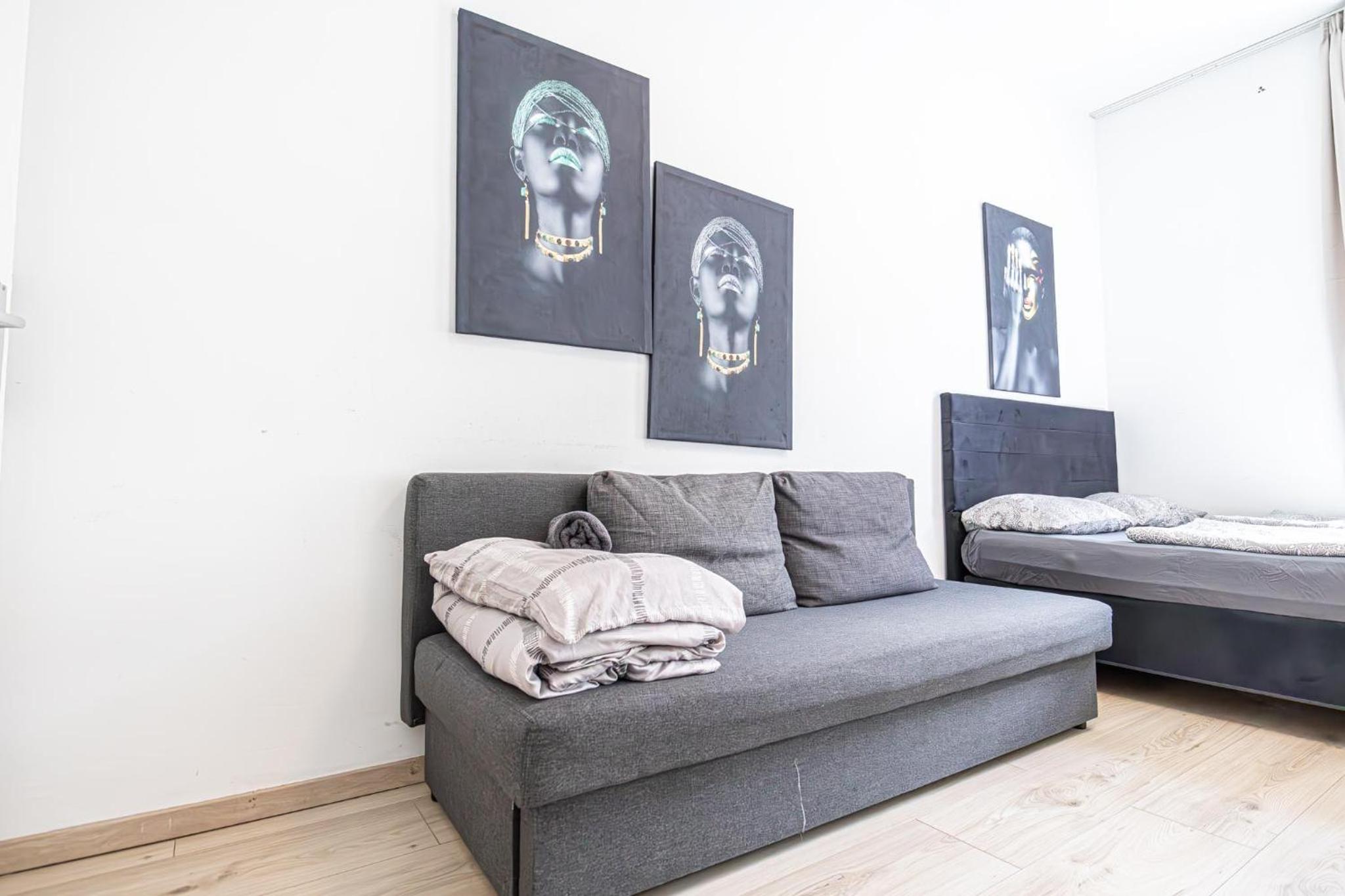 Budget-friendly Room 15 Min from Vienna