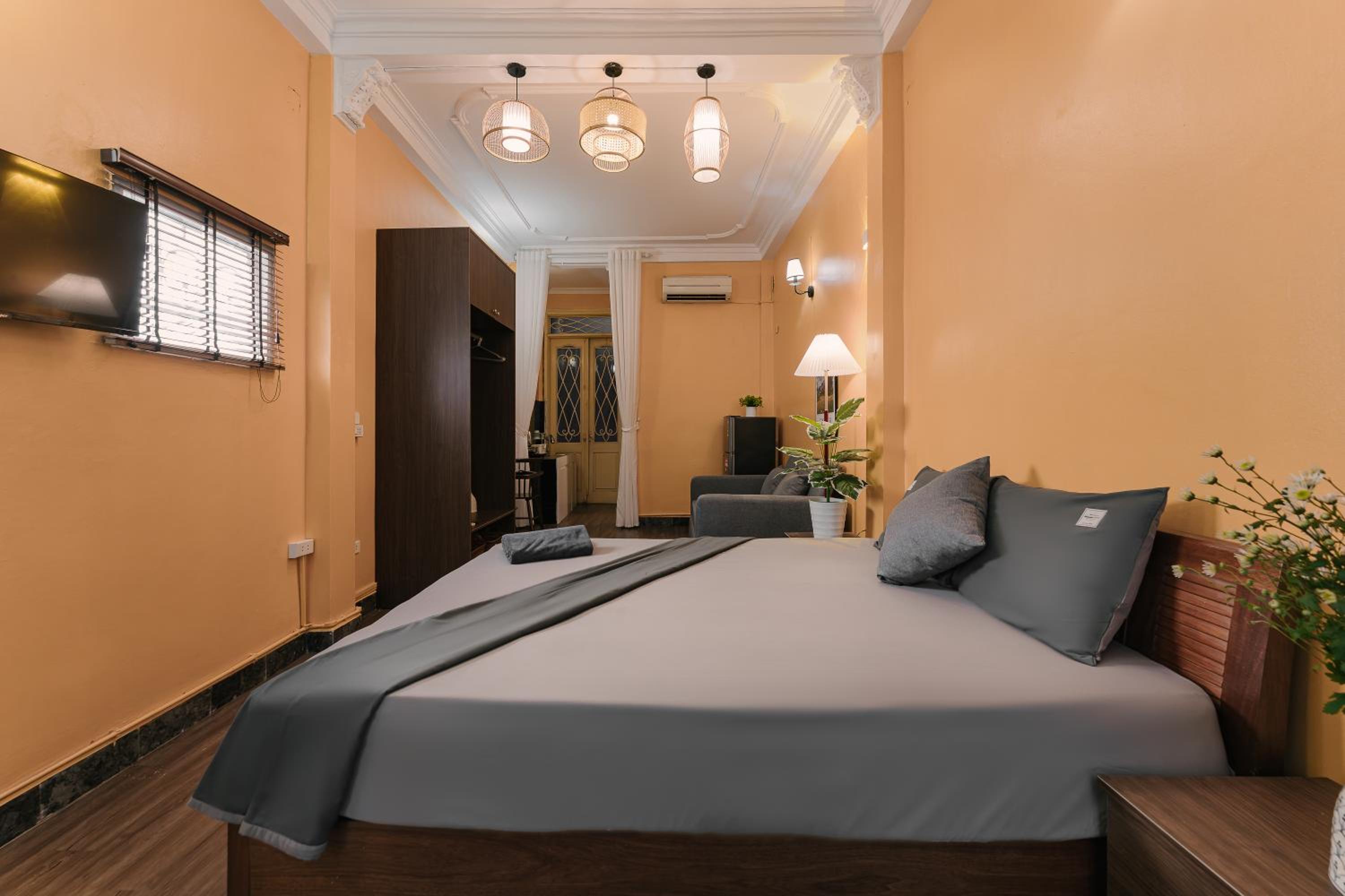 Bridgo Homestay - by Hoan Kiem lake side