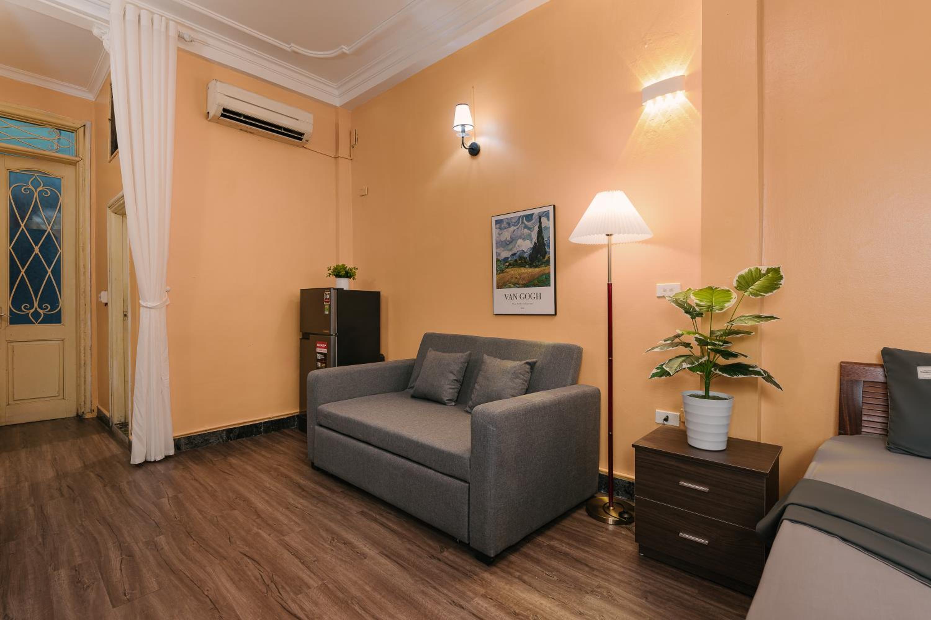 Bridgo Homestay - by Hoan Kiem lake side