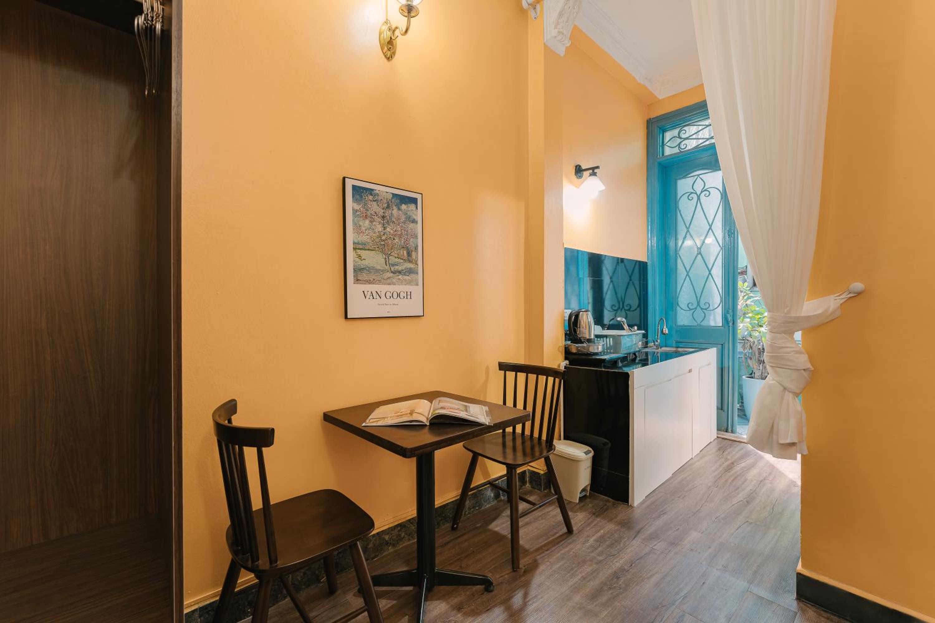 Bridgo Homestay - by Hoan Kiem lake side