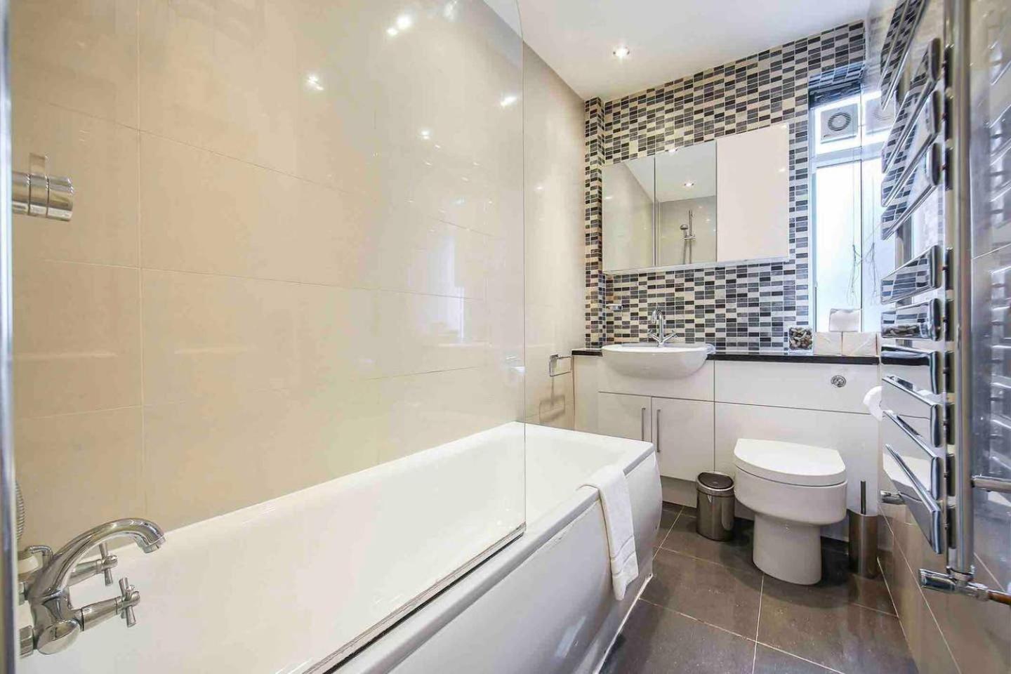 1 Bed Apartment- Marble Arch 4