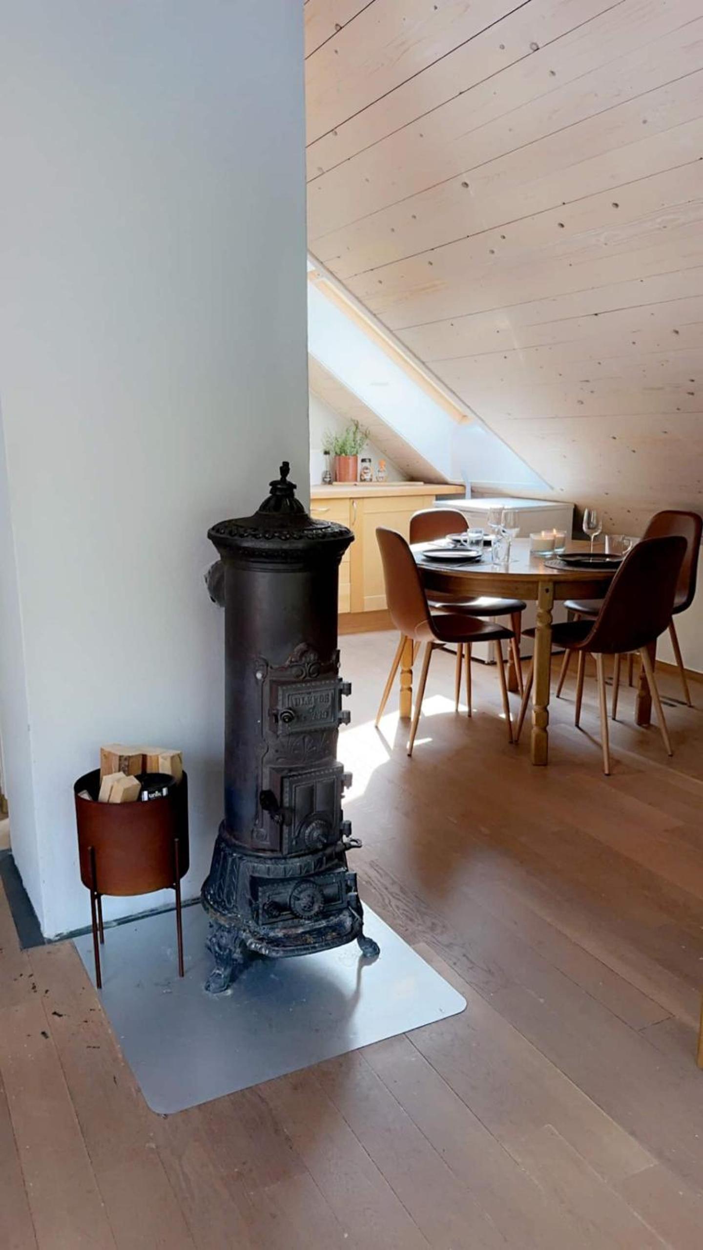 Charming apartment by the sea
