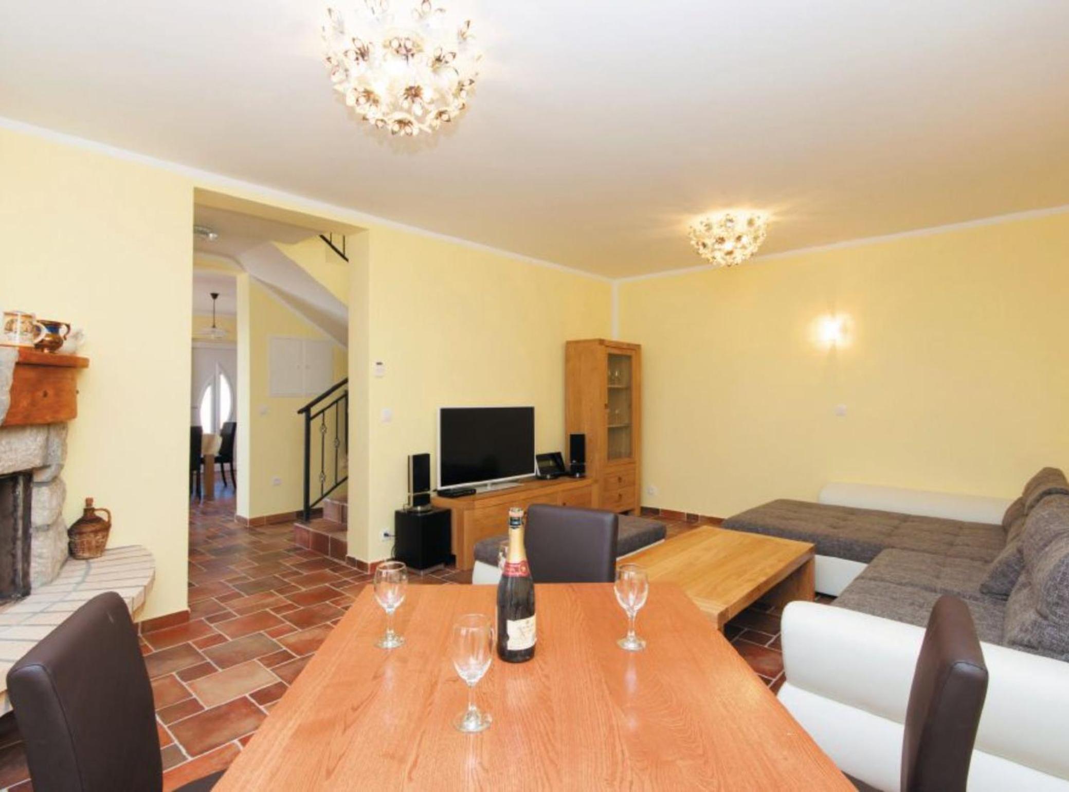 Holiday Home Boni view 2