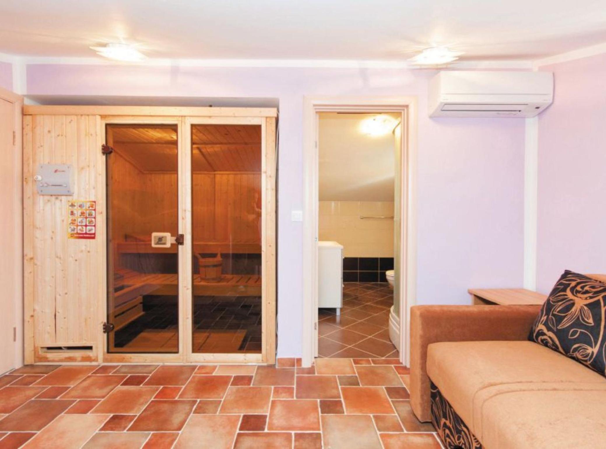 Holiday Home Boni view 3