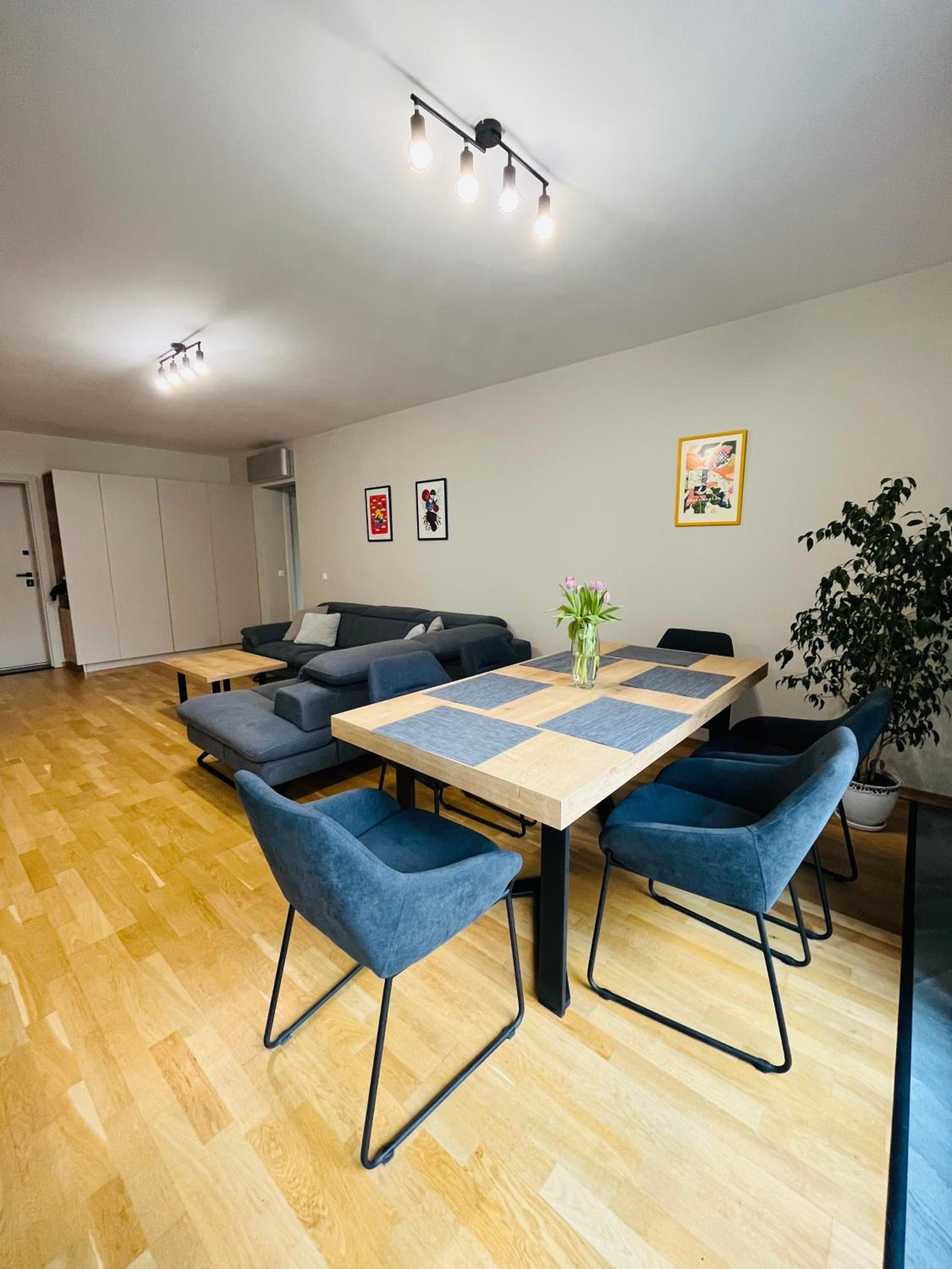 FREESIA apartment with underground parking