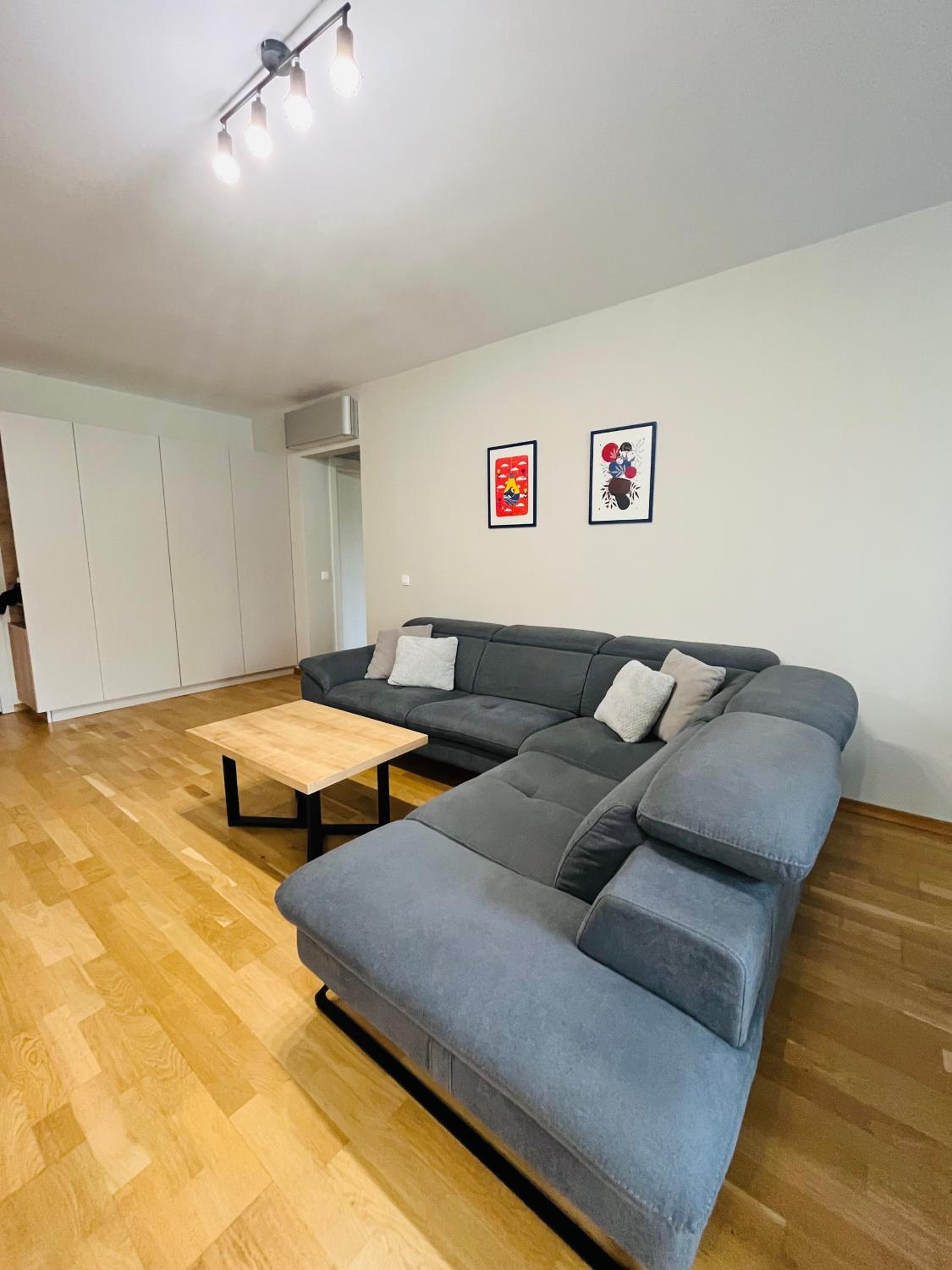 FREESIA apartment with underground parking