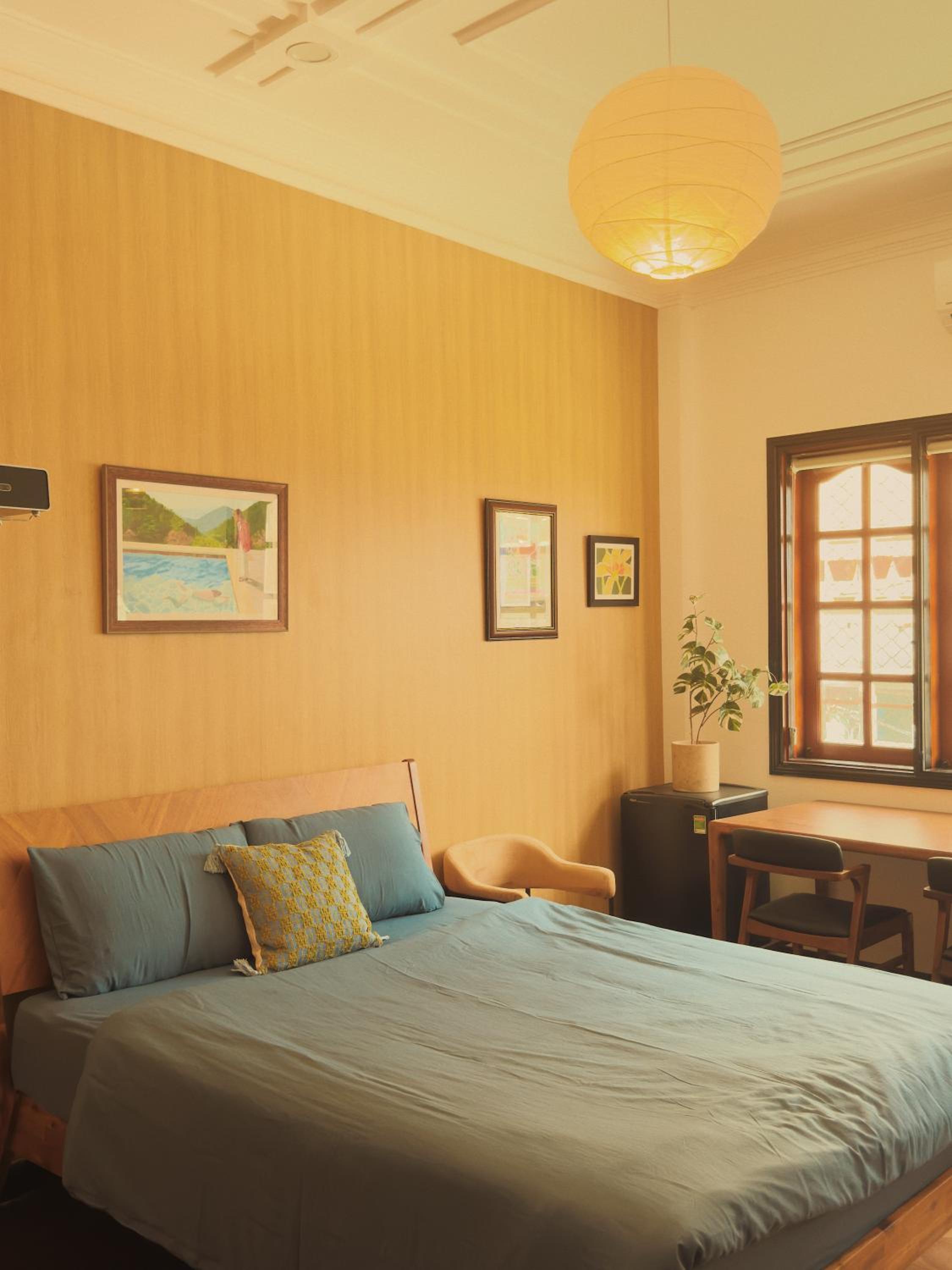 Linden house near Bui Vien