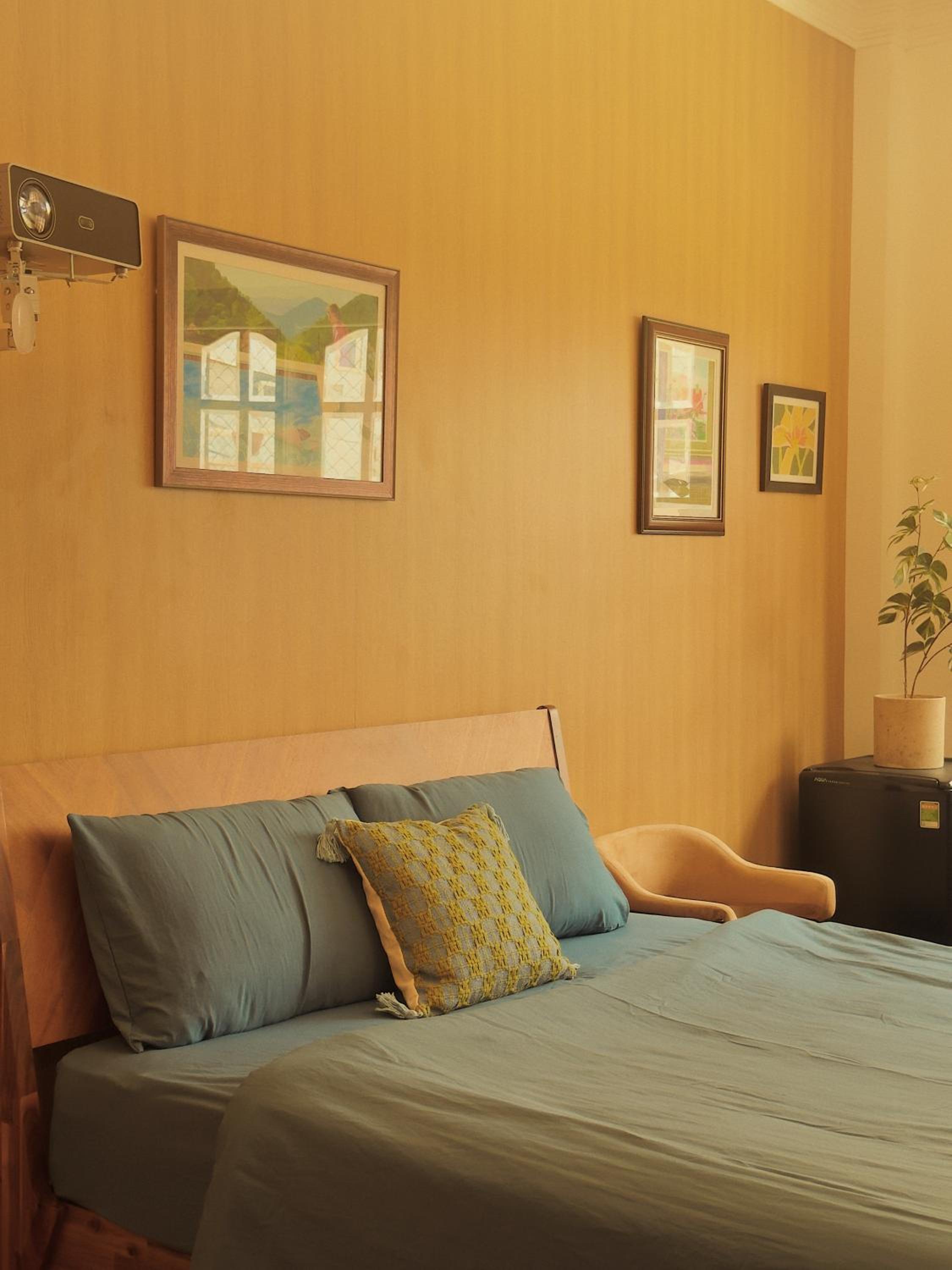 Linden house near Bui Vien