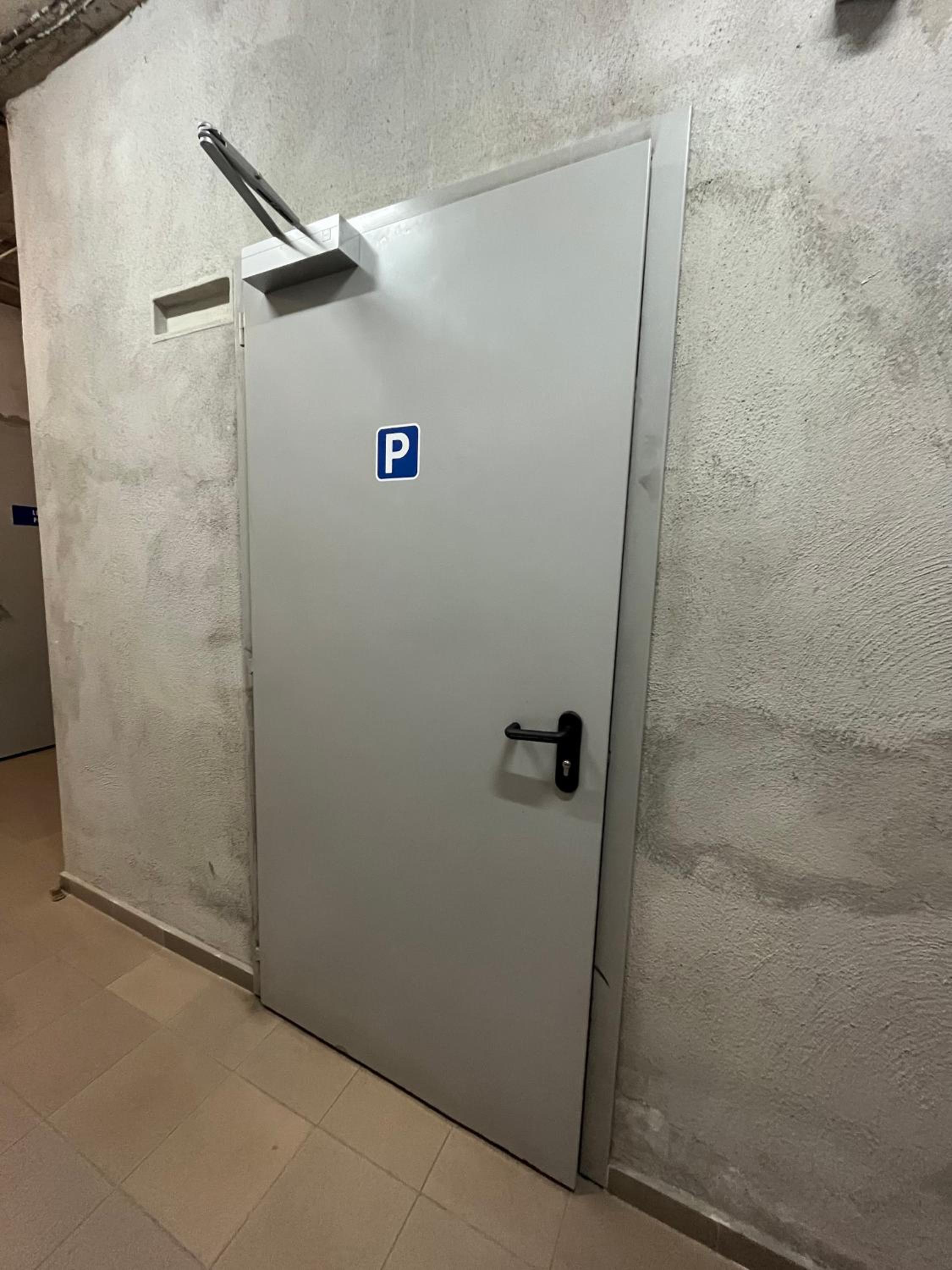 FREESIA apartment with underground parking