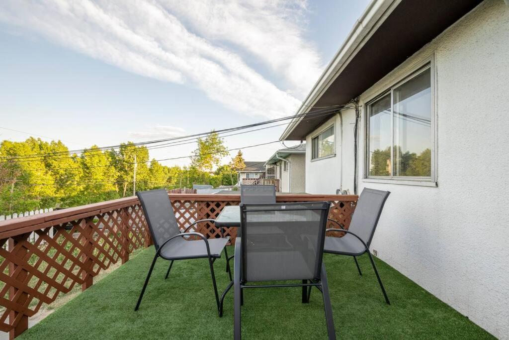 Highland Park Upper Suite