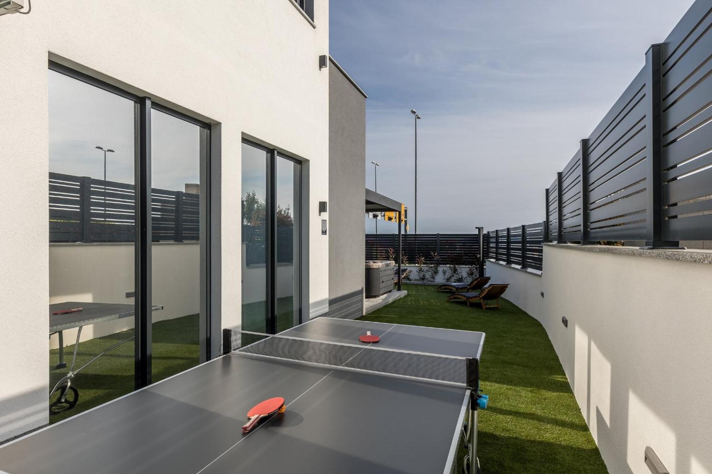 Scenic Kastel Luksic Apartments