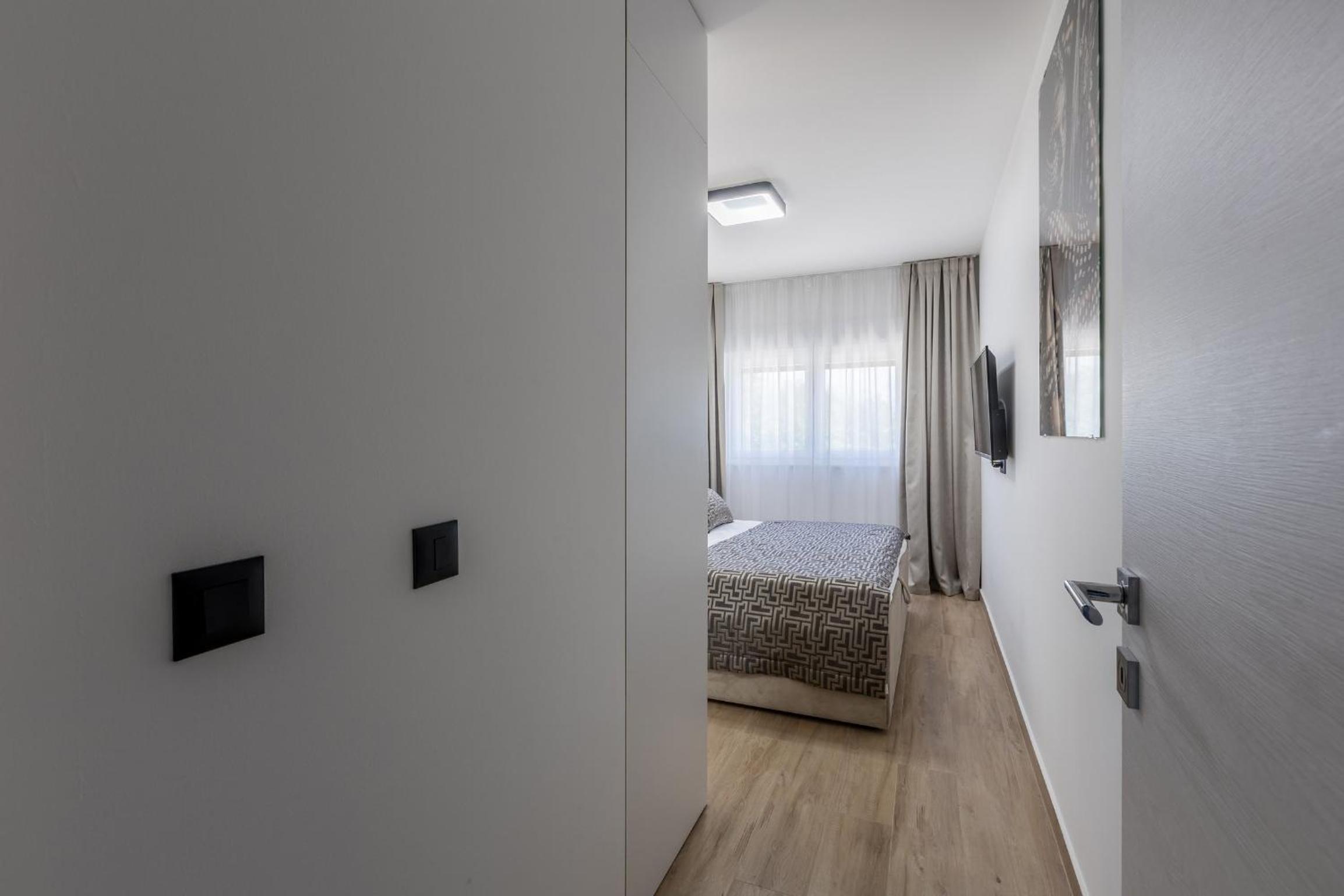 Scenic Kastel Luksic Apartments