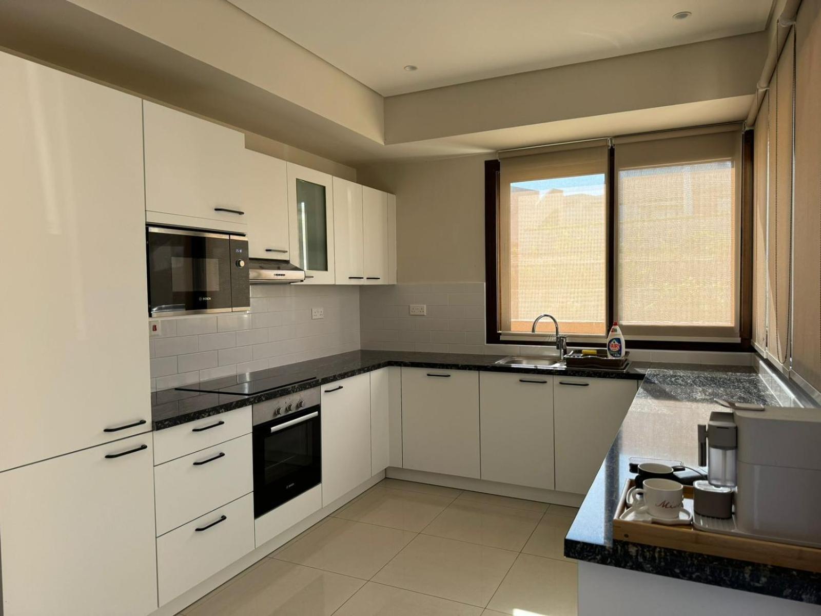 The pearl villa sifah view 5