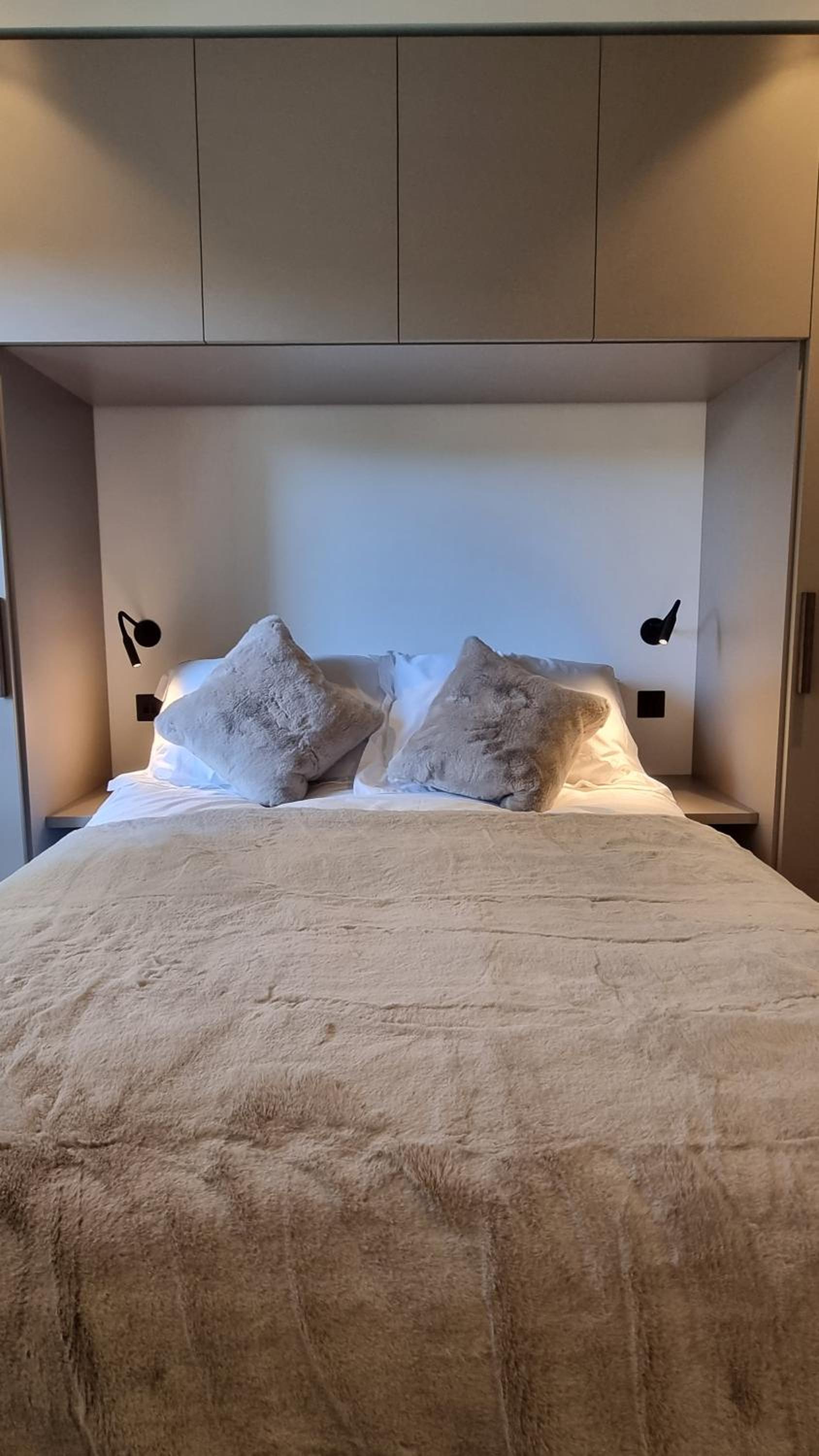 Five Star luxury one bed apartment in leafy West Hampstead