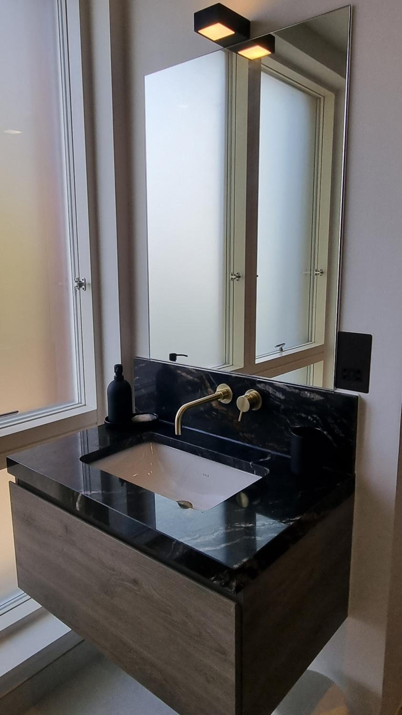 Five Star luxury one bed apartment in leafy West Hampstead