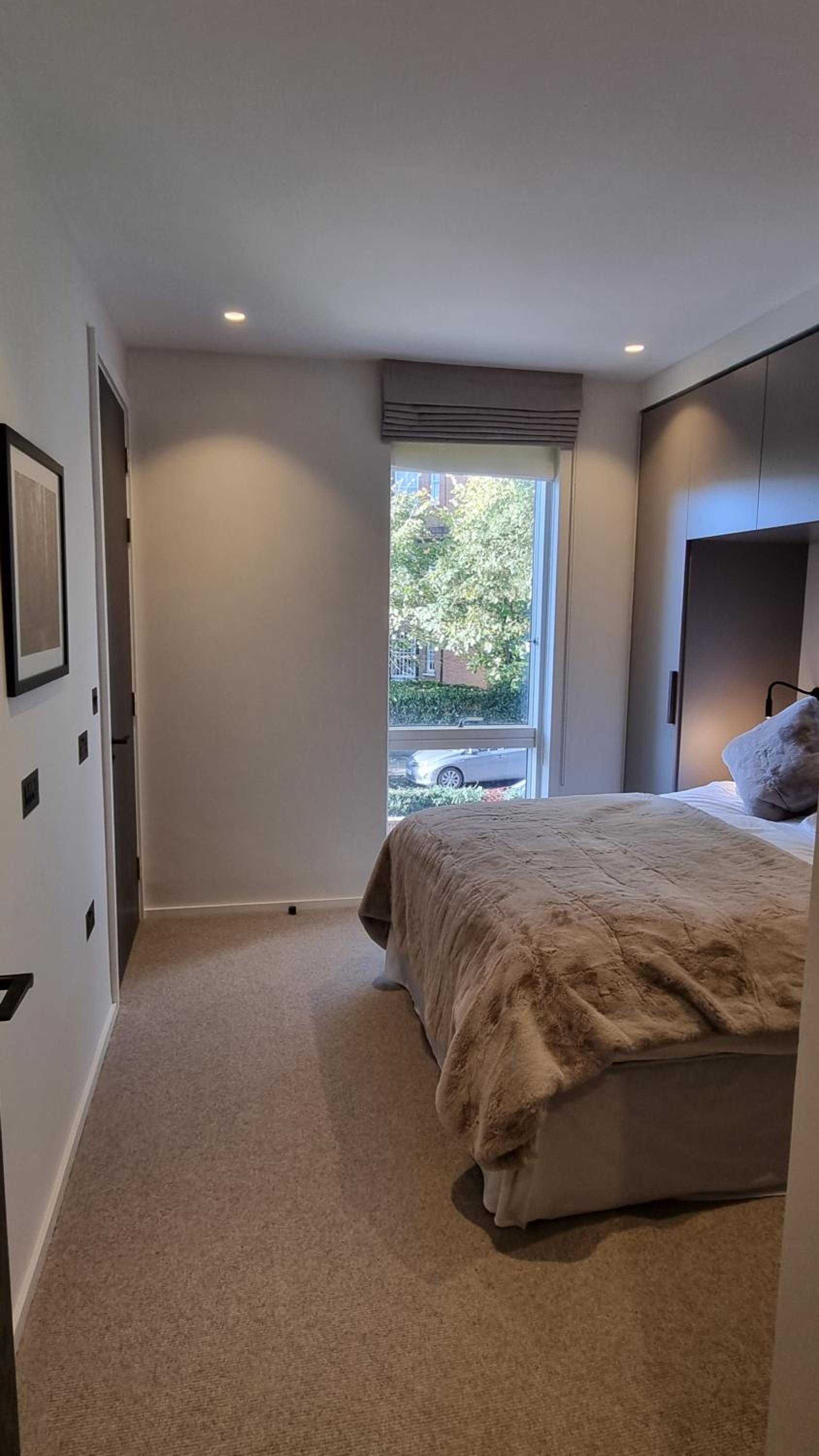 Five Star luxury one bed apartment in leafy West Hampstead