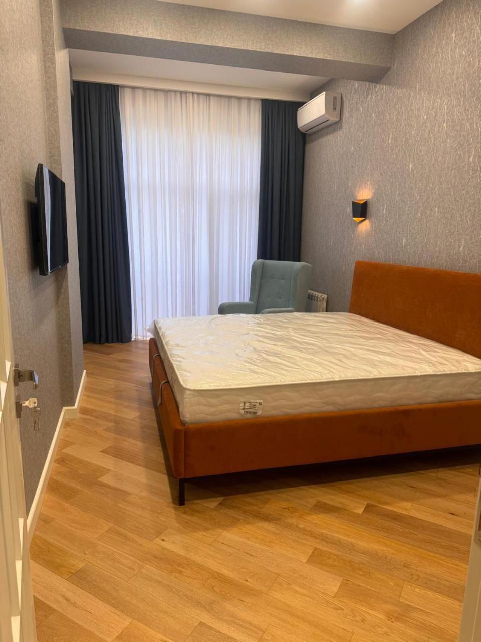 28 Apartment
