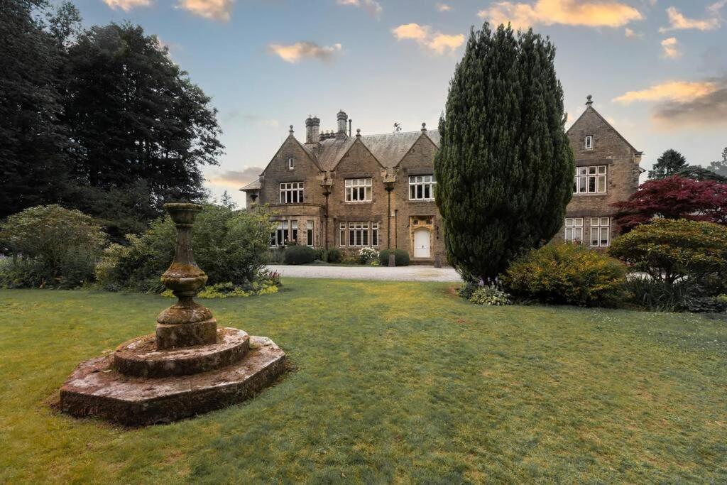 Richmond Place - Apartment in Private Mansion with Private Spa - Ridgestone