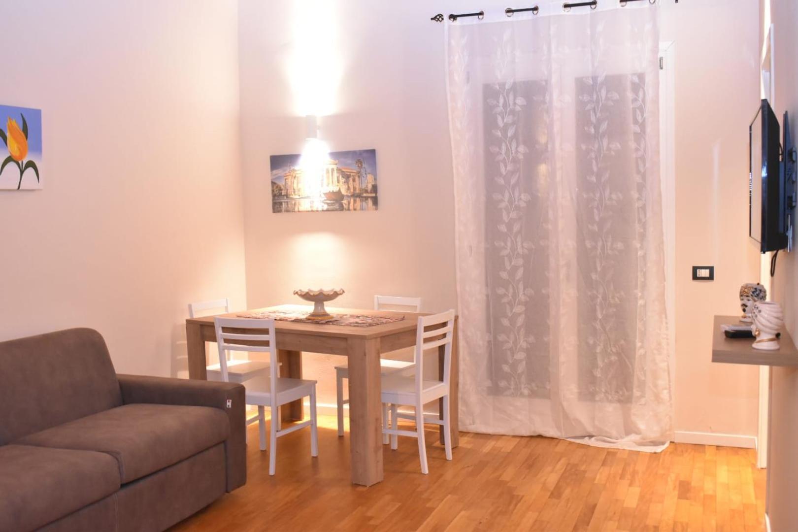 Kanat Apartment