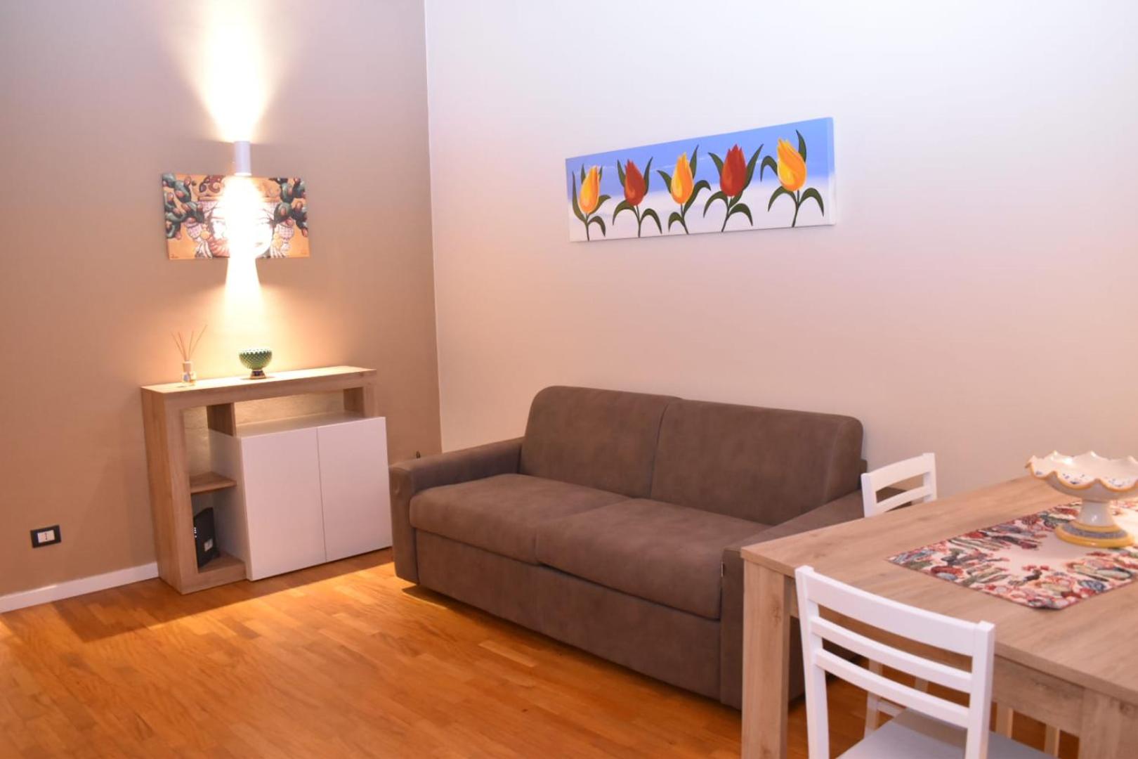 Kanat Apartment