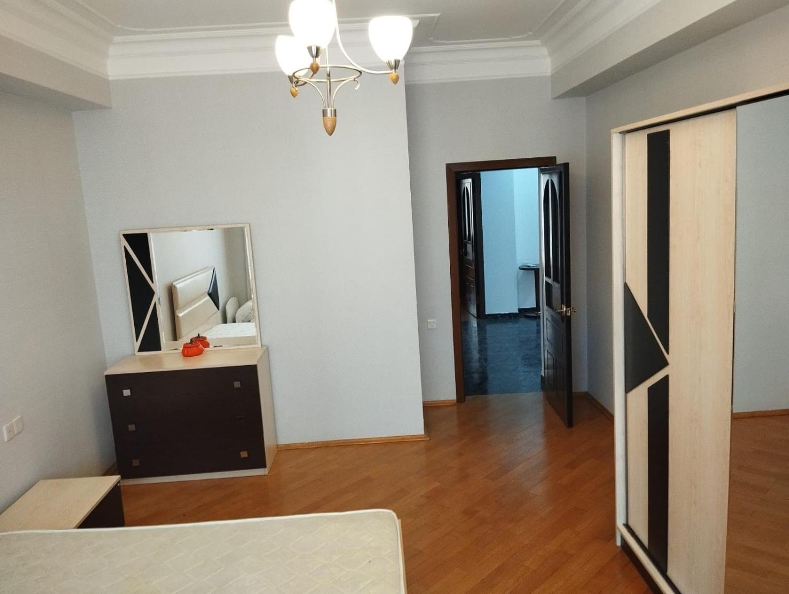 3 bedroom Apartment in Baku