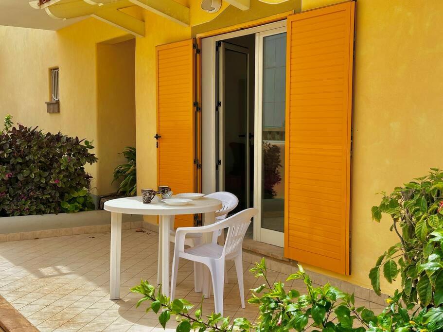 Raio Do Sol - Beach front studio with city view